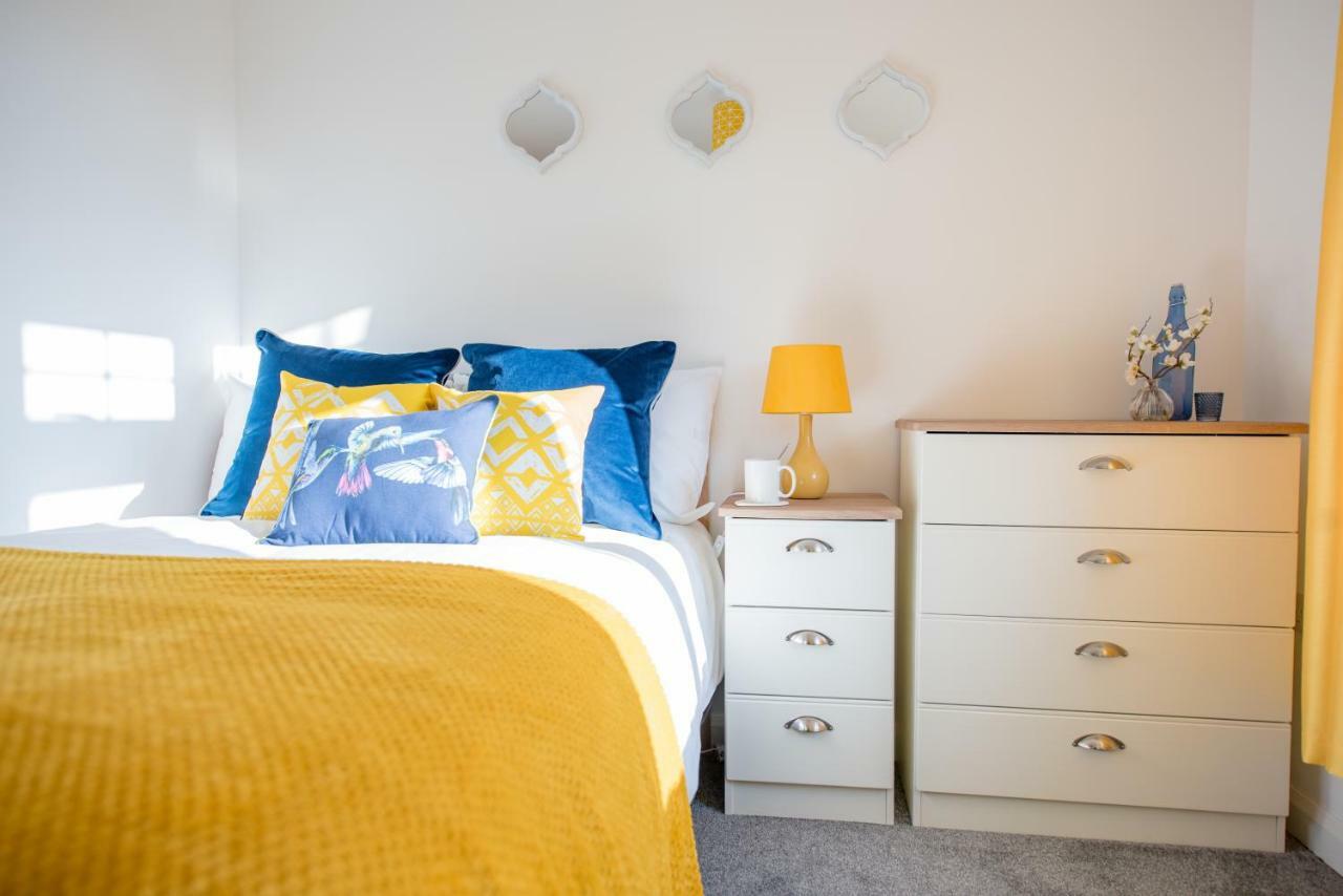 Kvm - Sunshine Apartment By Kvm Stays Peterborough Esterno foto